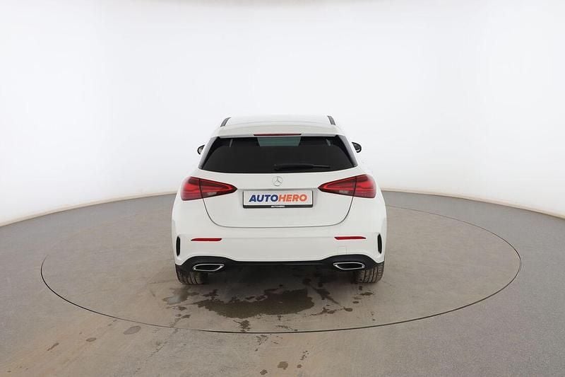 Usado Mercedes A250 AMG line 218 CV (160 kW) 2023 Blanco Utilitario