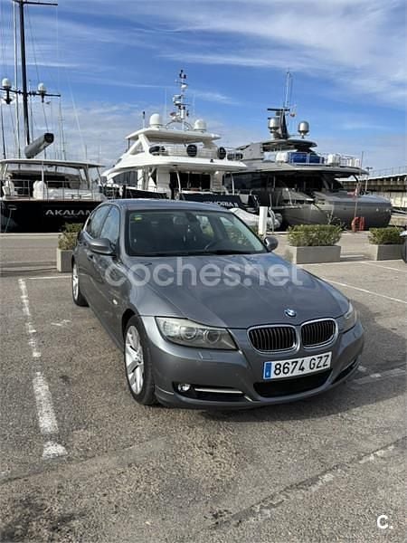 Usado BMW 318 143 CV (105 kW) 2010 Gris / plata Berlina