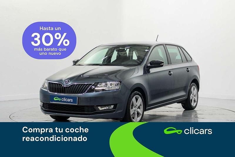 Azul Usado 2017 Skoda Rapid Ambition Utilitario | 9990 € (Caro) - Imagen 1/4