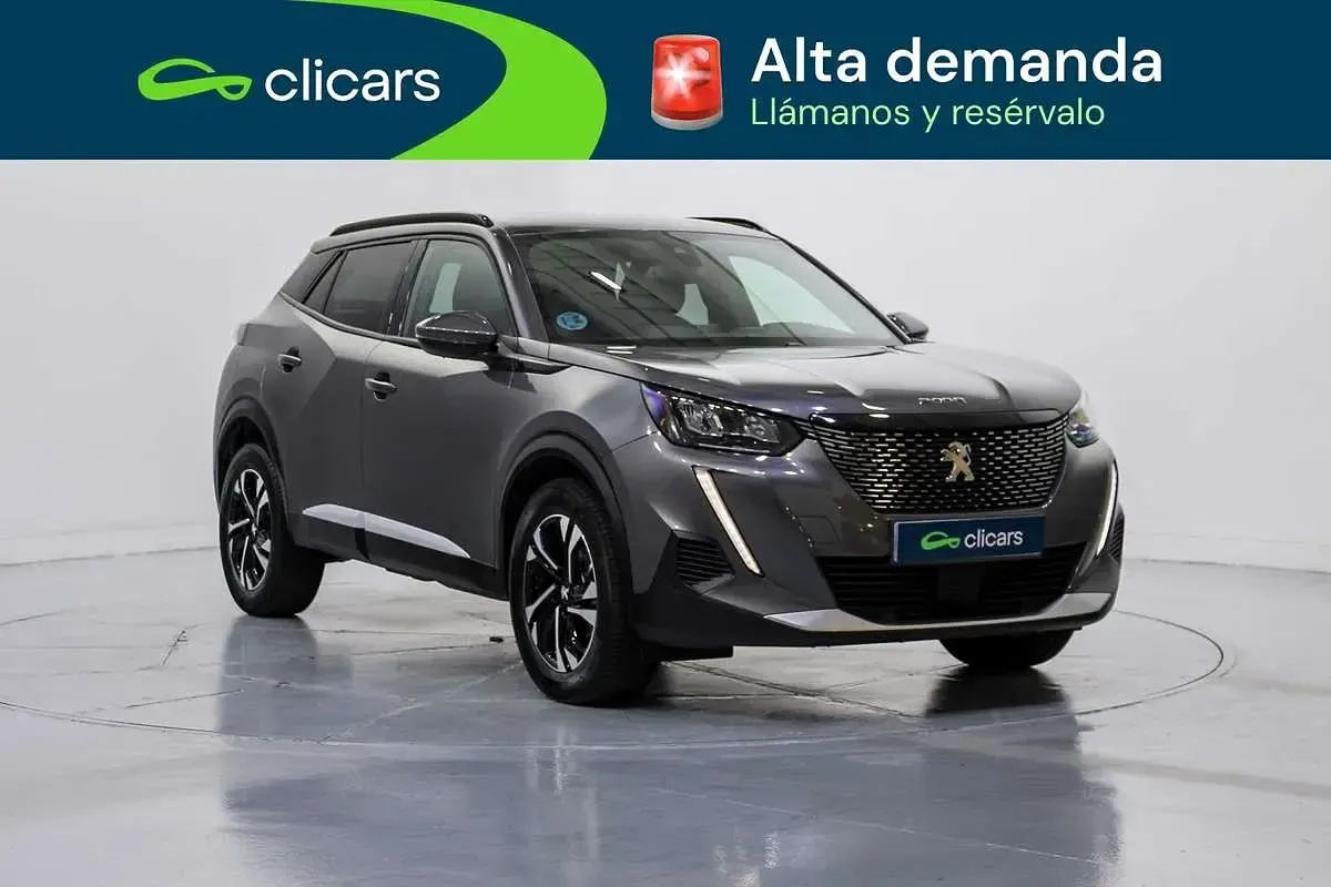 Usado Peugeot 2008 Allure 131 CV (96 kW) 2021 Gris SUV