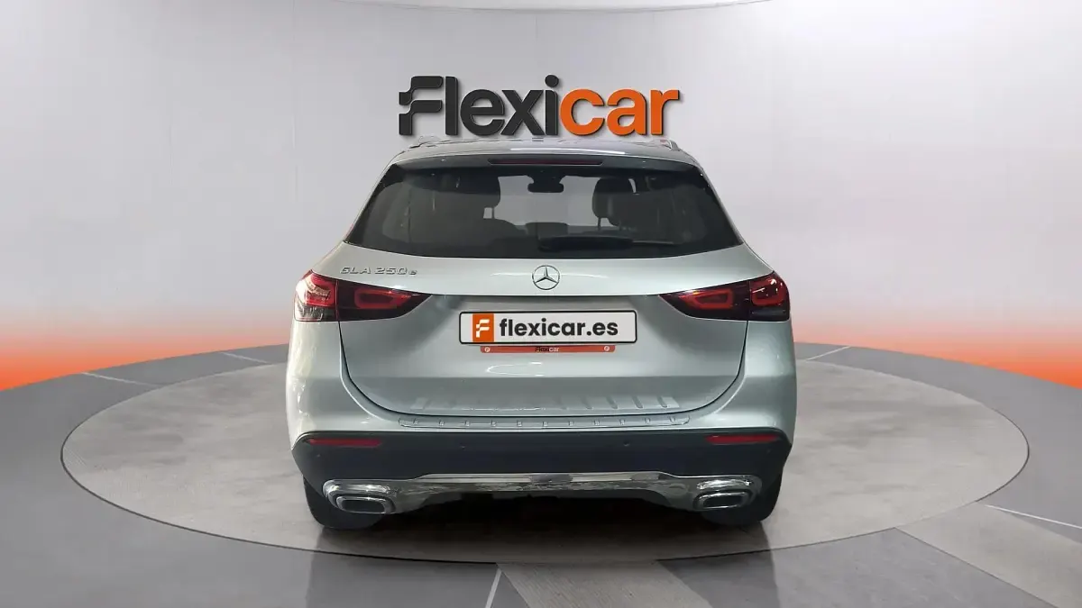 Usado Mercedes GLA250 218 CV (160 kW) 2020 Gris SUV