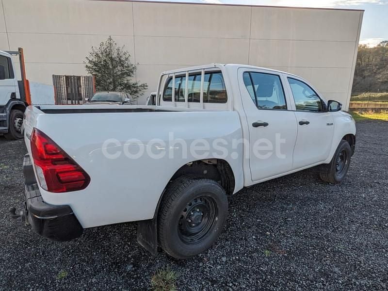 Usado Toyota HiLux 150 CV (110 kW) 2019 Blanco Recogida