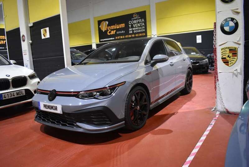 Gris Usado 2024 VW Golf VIII GTI Utilitario | 45.490 € (Caro) - Imagen 1/4