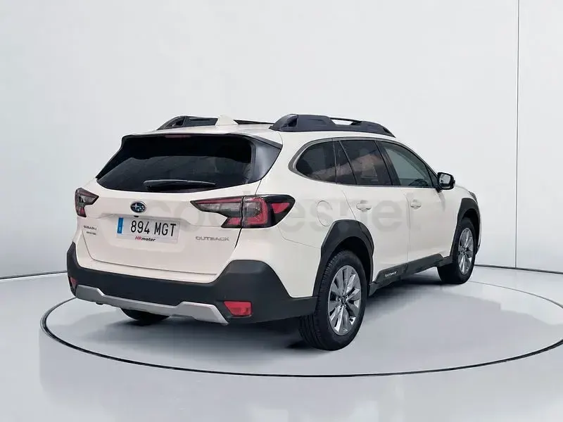 Usado Subaru Outback 169 CV (124 kW) 2023 Blanco Familiar
