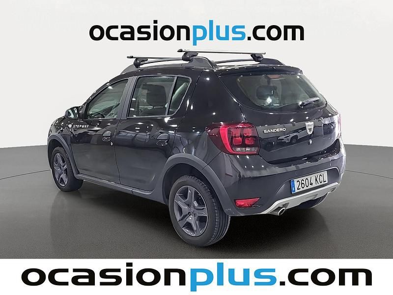 Usado Dacia Sandero Stepway 90 CV (66 kW) 2017 Negro SUV