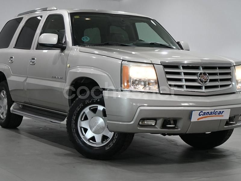 Usado Cadillac Escalade 350 CV (257 kW) 2006 Beige SUV