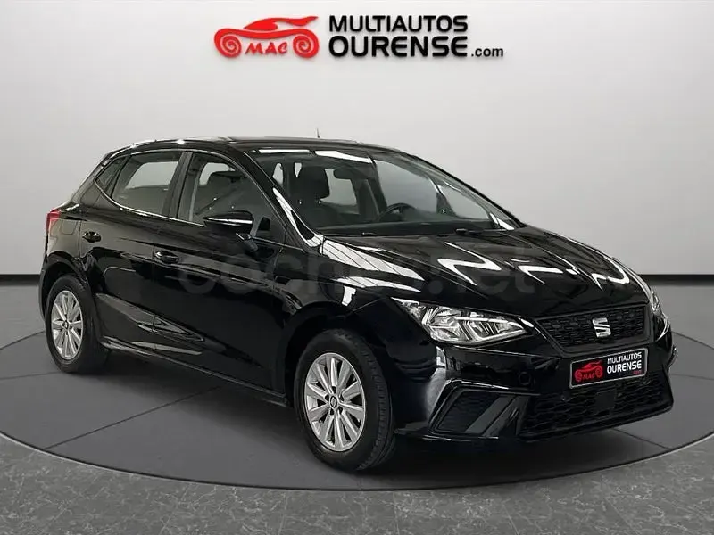 Usado Seat Ibiza Style 95 CV (69 kW) 2021 Negro Utilitario