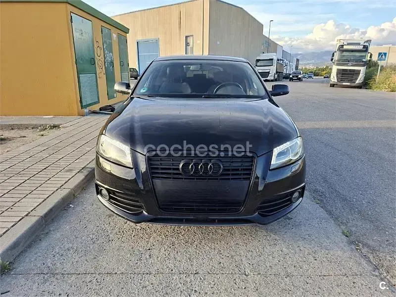 Usado Audi A3 Ambition 170 CV (125 kW) 2011 Negro Utilitario