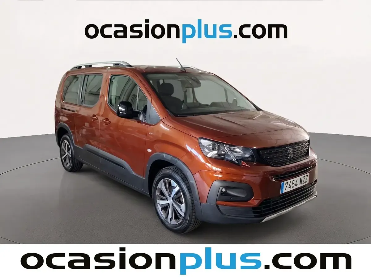 Usado Peugeot Rifter GT 131 CV (96 kW) 2022 Marrón Monovolumen