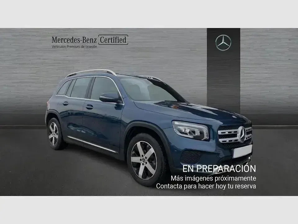 Käytetty Mercedes GLB220 Progressive 190 HP (139 kW) 2022 Sininen Katumaasturi