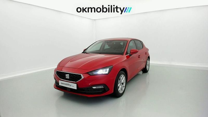Rojo desire/gris Usado 2021 Seat Leon Style | 14.760 € (Super precio) - Imagen 1/4