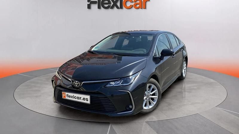 Usado Toyota Corolla Active 126 CV (92 kW) 2023 Negro Berlina