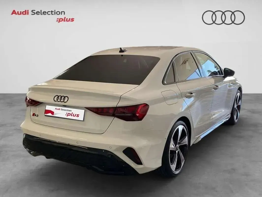 Usado Audi A4 S-Line 150 CV (110 kW) 2024 Blanco Berlina