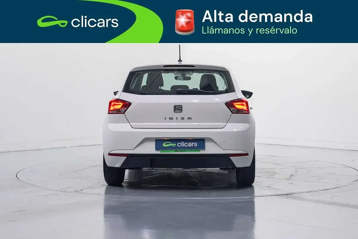 Usado Seat Ibiza Style 95 CV (69 kW) 2020 Blanco Utilitario