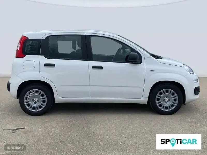 Nuevo Fiat Panda Icon 65 CV (47 kW) 2026 Blanco Utilitario
