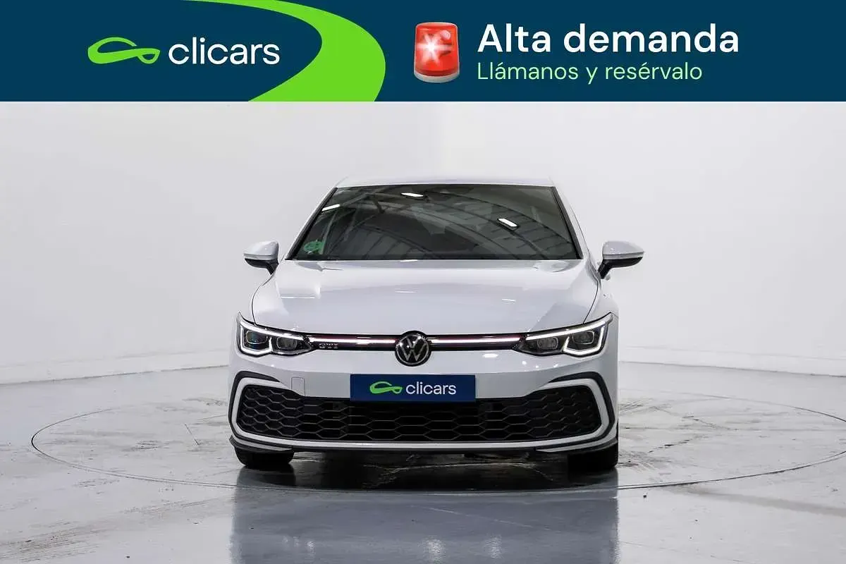 Usado VW Golf VIII GTI 245 CV (180 kW) 2024 Blanco Utilitario