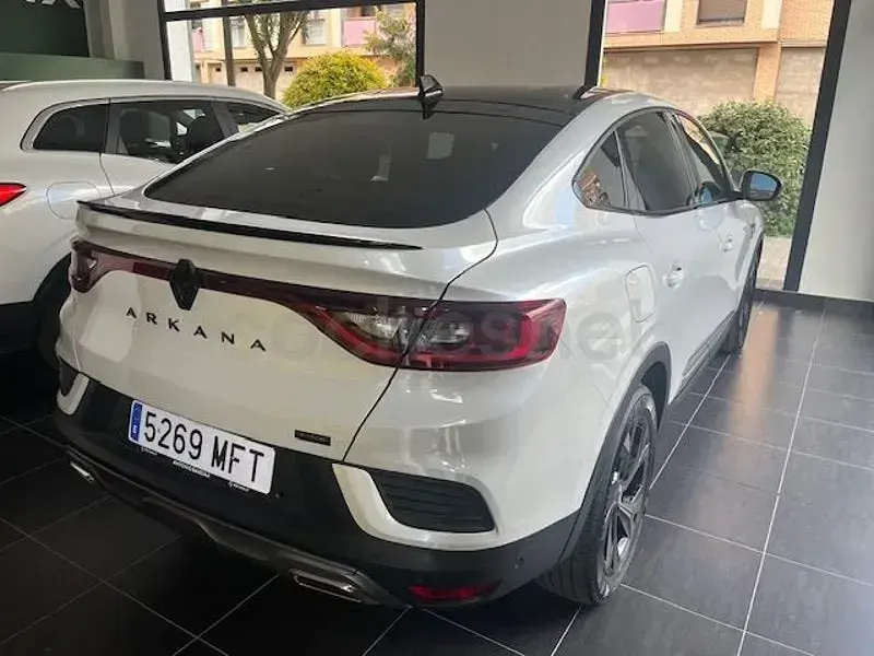 Usado Renault Arkana Engineered 145 CV (106 kW) 2023 Blanco SUV