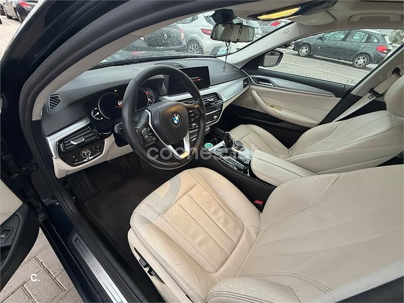 Usado BMW 520 190 CV (139 kW) 2017 Azul Familiar