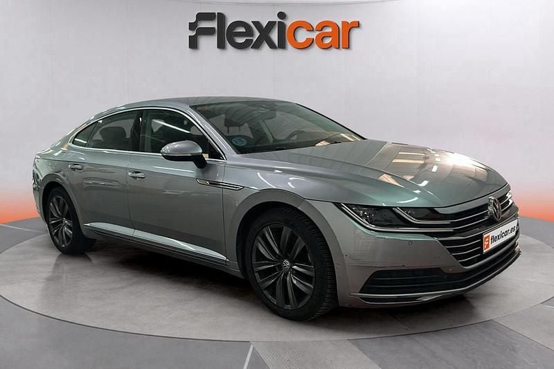 Usado VW Arteon 150 CV (110 kW) 2020 Gris Berlina