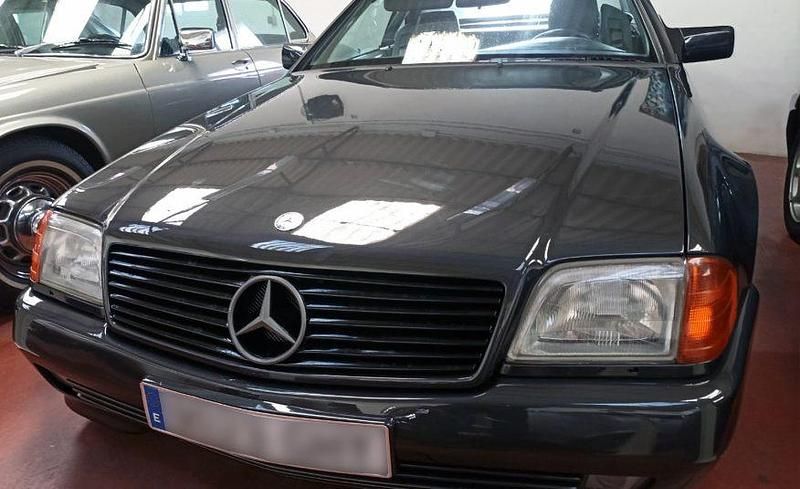 Usado Mercedes SL300 230 CV (169 kW) 1991 Gris oscuro Descapotable