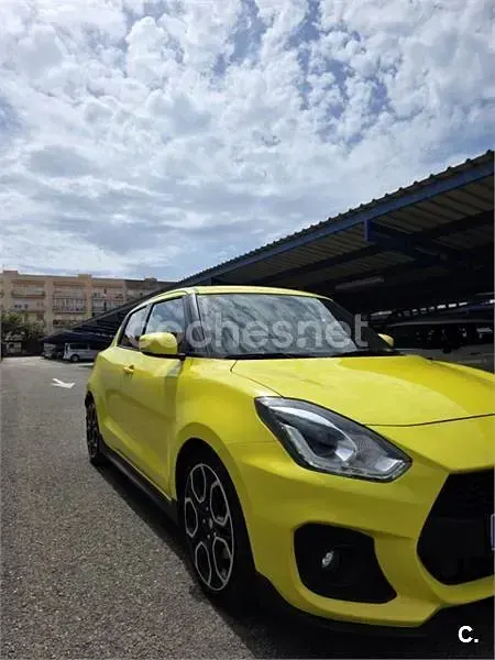 Usado Suzuki Swift Sport 140 CV (102 kW) 2018 Amarillo Utilitario