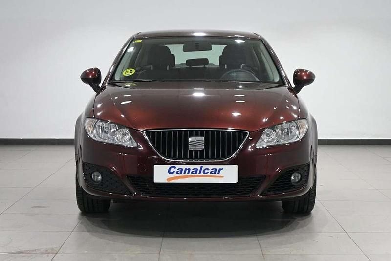 Usado Seat Exeo Reference 120 CV (88 kW) 2010 Rojo Berlina