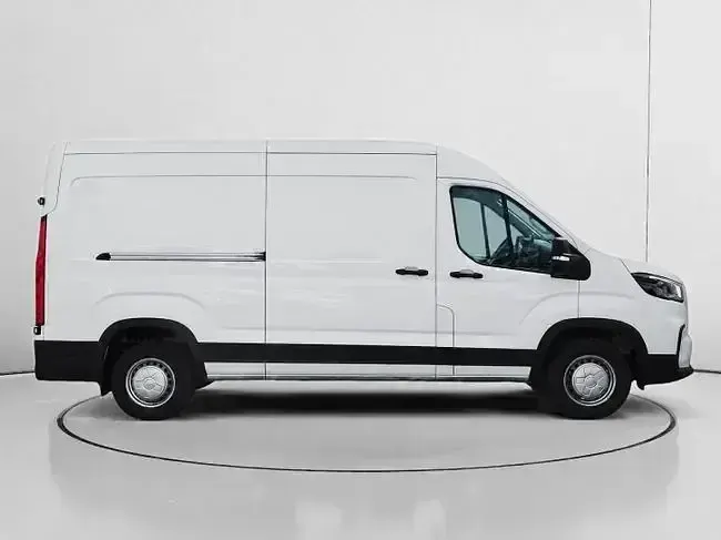 Usado Maxus eDeliver 3 150 kW (204 CV) 2023 Blanco Van