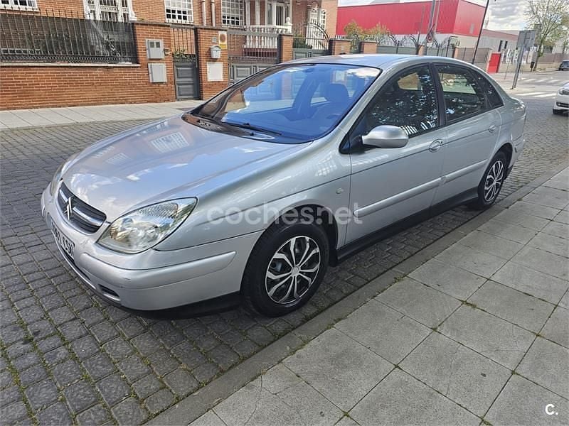 Usado Citroën C5 110 CV (80 kW) 2004 Gris / plata Berlina