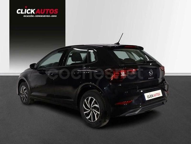 Usado VW Polo Life 95 CV (69 kW) 2023 Negro Berlina