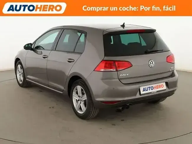 Usado VW Golf VII Advance 125 CV (91 kW) 2015 Gris
