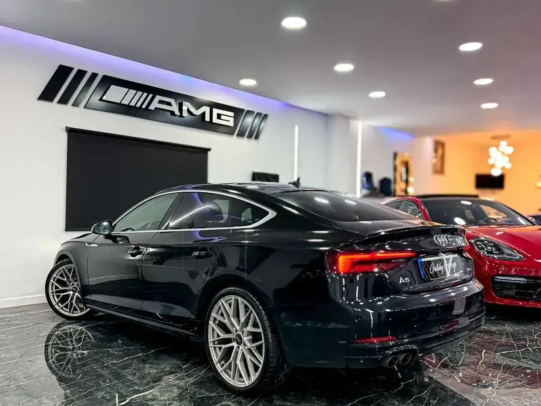 Begagnad Audi A5 Sportback Ambiente 286 HK (210 kW) 2018 Svart Halvkombi