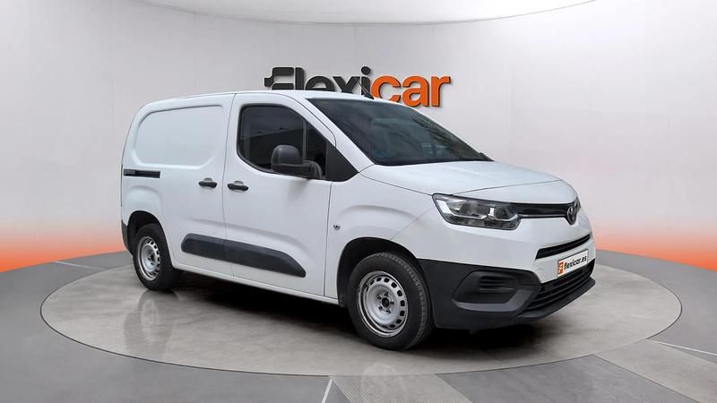 Usado Toyota Proace City City 102 CV (75 kW) 2020 Blanco Monovolumen