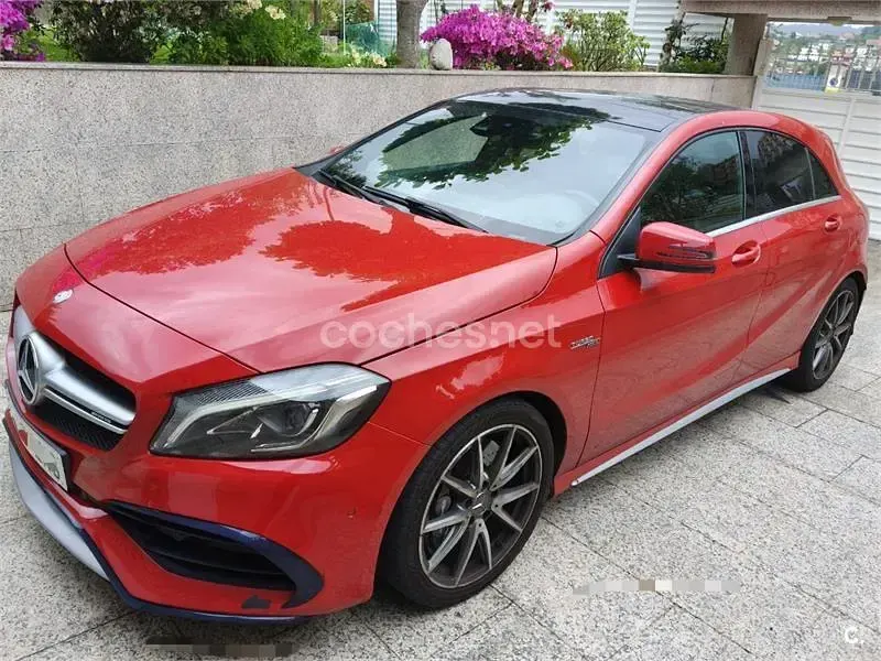 Usado Mercedes A45 AMG 381 CV (280 kW) 2016 Rojo Utilitario
