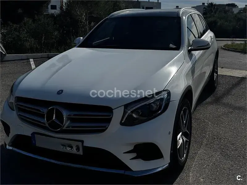Usado Mercedes GLC220 AMG line 170 CV (125 kW) 2016 Blanco SUV