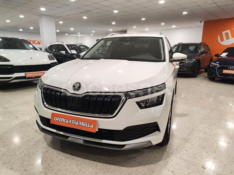 Blanco Usado 2021 Skoda Kamiq Ambition SUV | 17.499 € (Precio justo) - Imagen 1/4