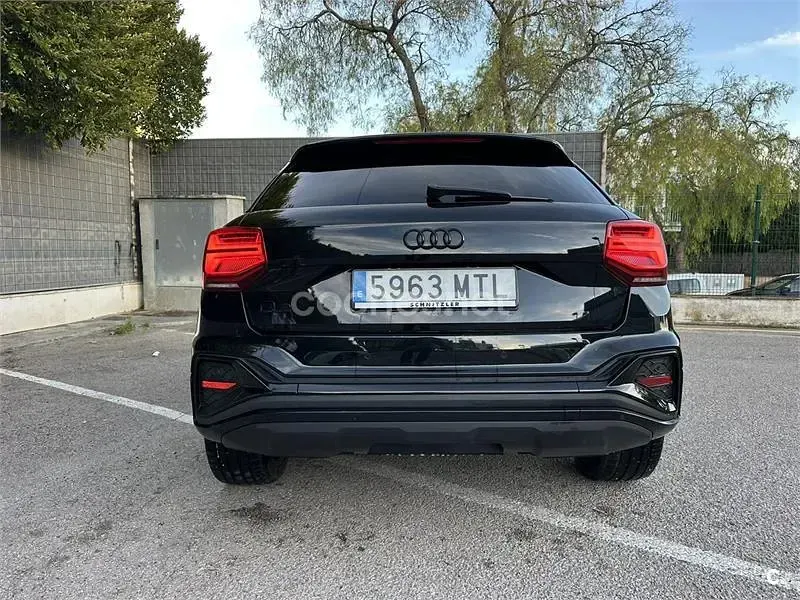 Usado Audi Q2 S-Line 150 CV (110 kW) 2023 Negro SUV