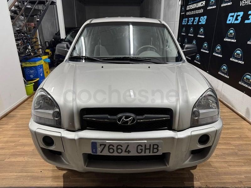 Usado Hyundai Tucson Comfort 142 HP (104 kW) 2008 Cinzento SUV