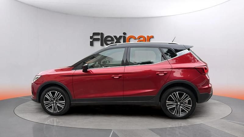 Usado Seat Arona Ecomotive 116 CV (85 kW) 2018 Rojo SUV