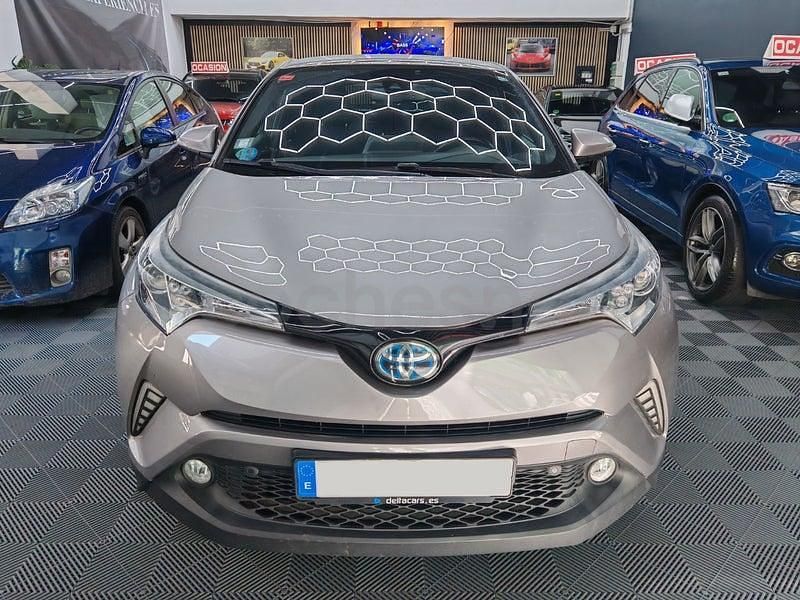 Usado Toyota C-HR Advance 122 CV (89 kW) 2019 Gris / plata SUV