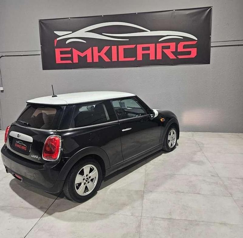 Usado Mini Cooper D 116 CV (85 kW) 2014 Negro Utilitario