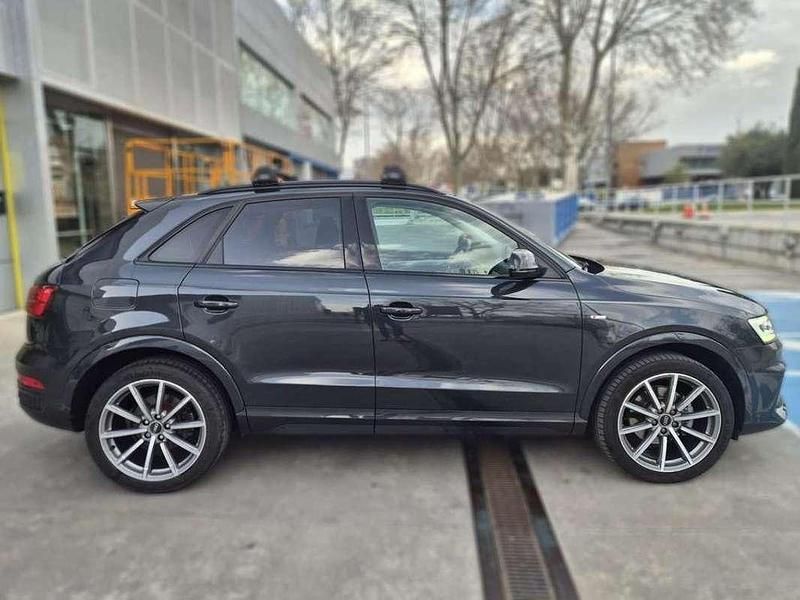 Usado Audi Q3 Ambiente 150 CV (110 kW) 2018 Negro SUV