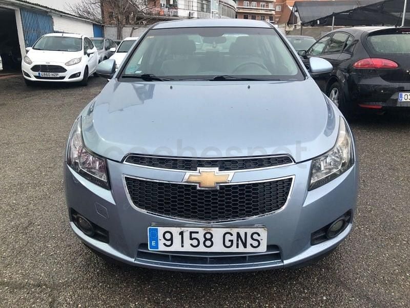 Usado Chevrolet Cruze LS 113 CV (83 kW) 2009 Azul Berlina