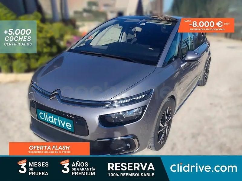Usado Citroën Grand C4 Picasso Live 120 CV (88 kW) 2018 Gris / plata Monovolumen