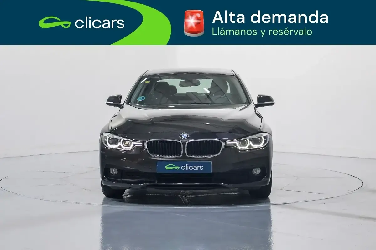 Usado BMW 320 Efficient Dynamics 163 CV (119 kW) 2016 Gris / plata Berlina