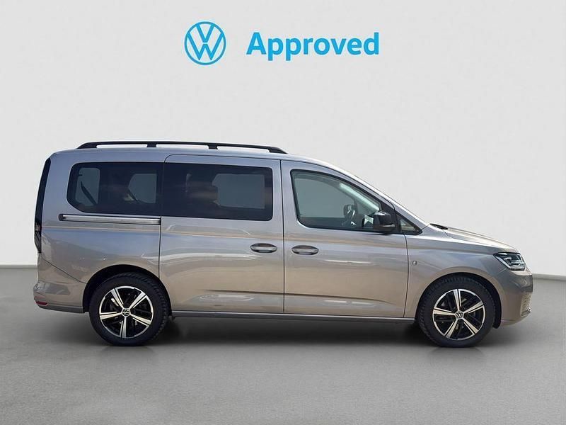Usado VW Caddy Maxi 122 CV (89 kW) 2022 Beige Monovolumen