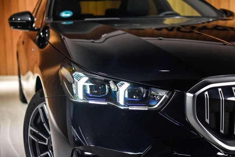 Usado BMW 520 M Sport 197 CV (144 kW) 2024 Negro Berlina