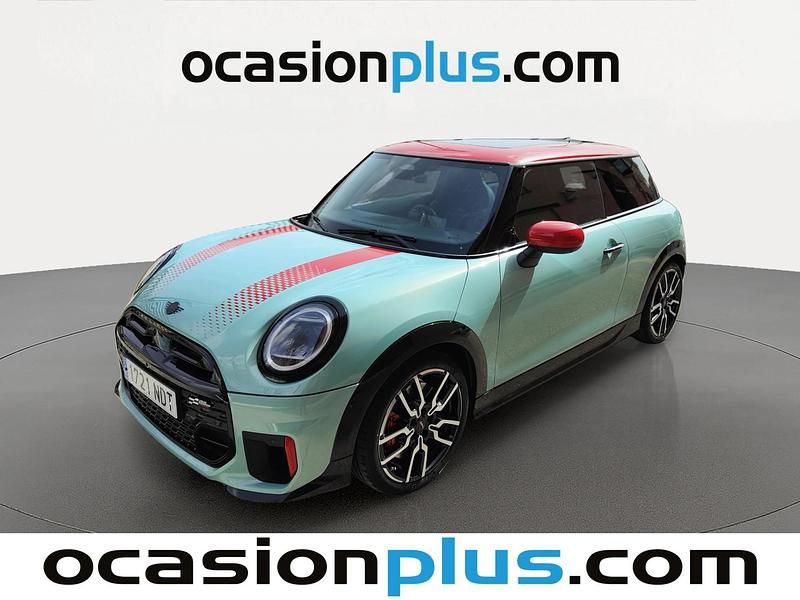 Usado Mini John Cooper Works 231 CV (169 kW) 2025 Verde Utilitario