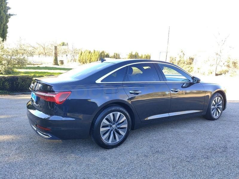 Usado Audi A6 204 CV (150 kW) 2019 Gris / plata Berlina