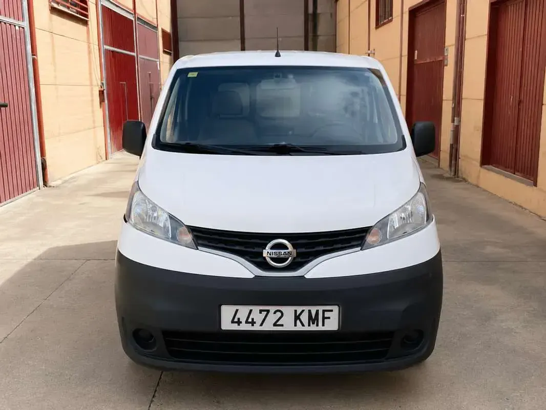 Usado Nissan NV200 90 CV (66 kW) 2018 Blanco Monovolumen