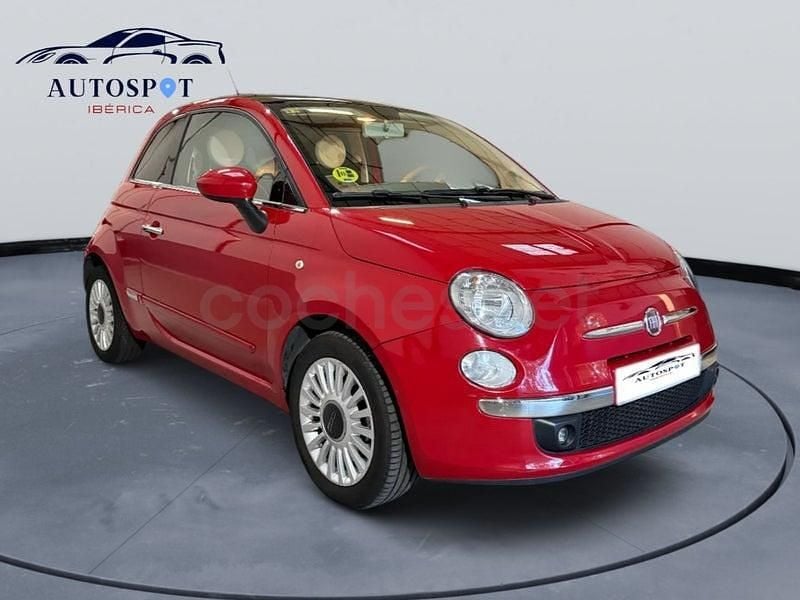 Usado Fiat 500 Lounge 75 CV (55 kW) 2009 Rojo Descapotable